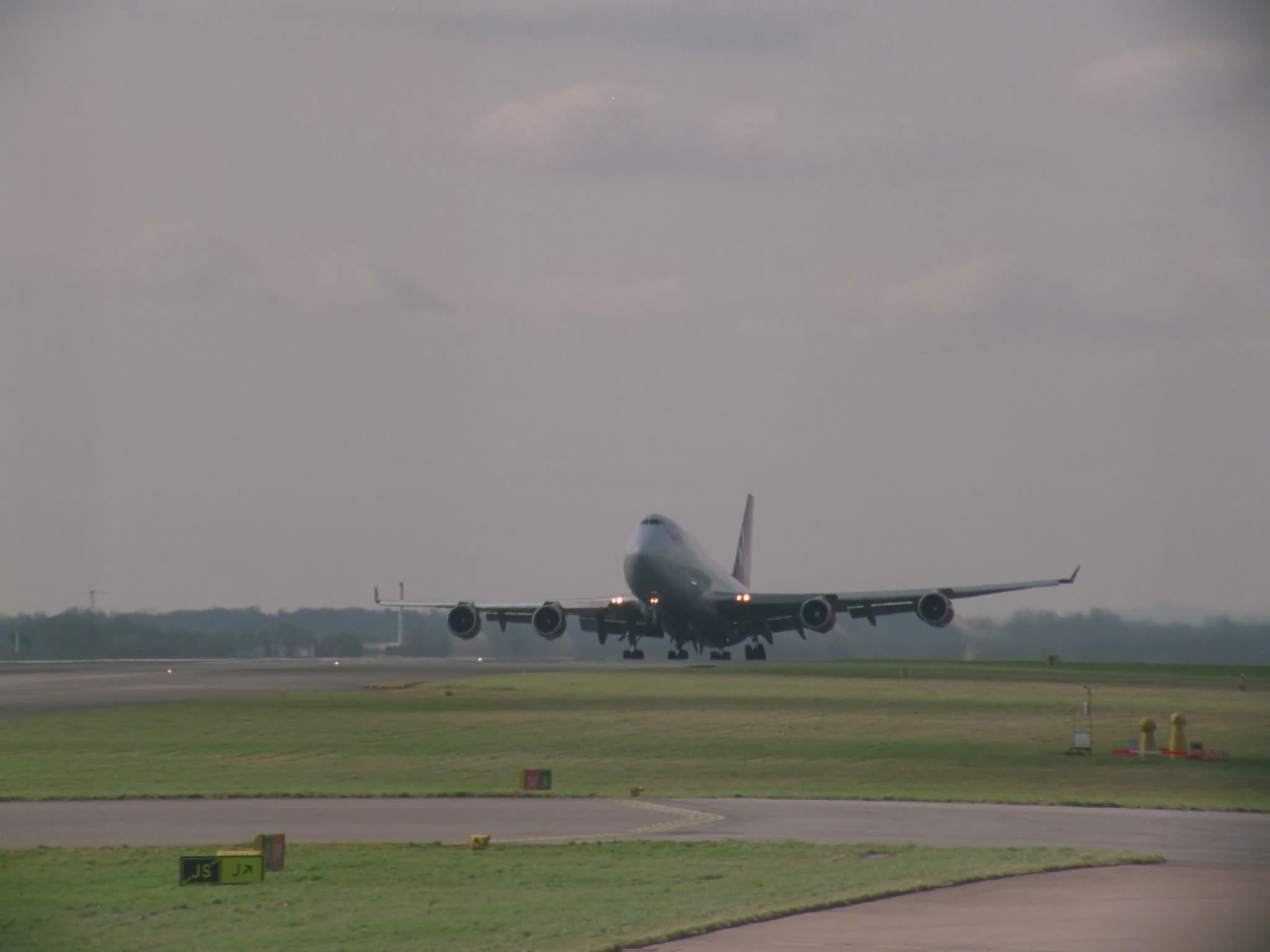 Virgin 747-400